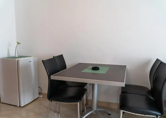 Apartments Stari Ribar